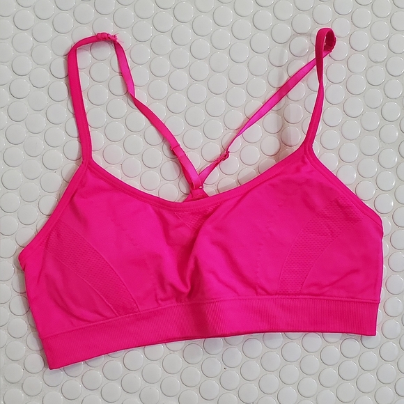 COPY - Sports Bra Light support - Picture 1 of 3
